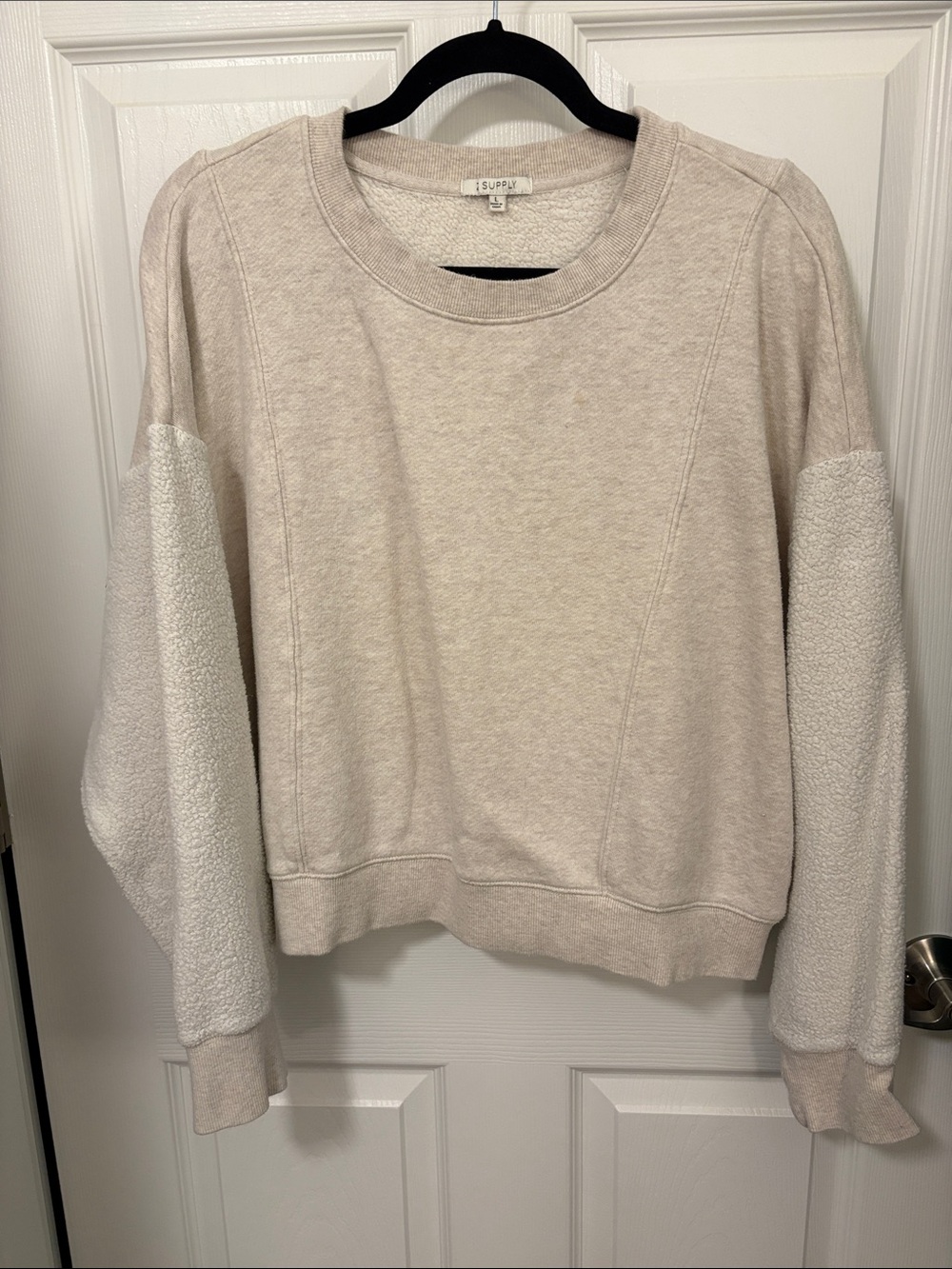 Z Supply Oatmeal Lax Sweater and Sweatpants set.